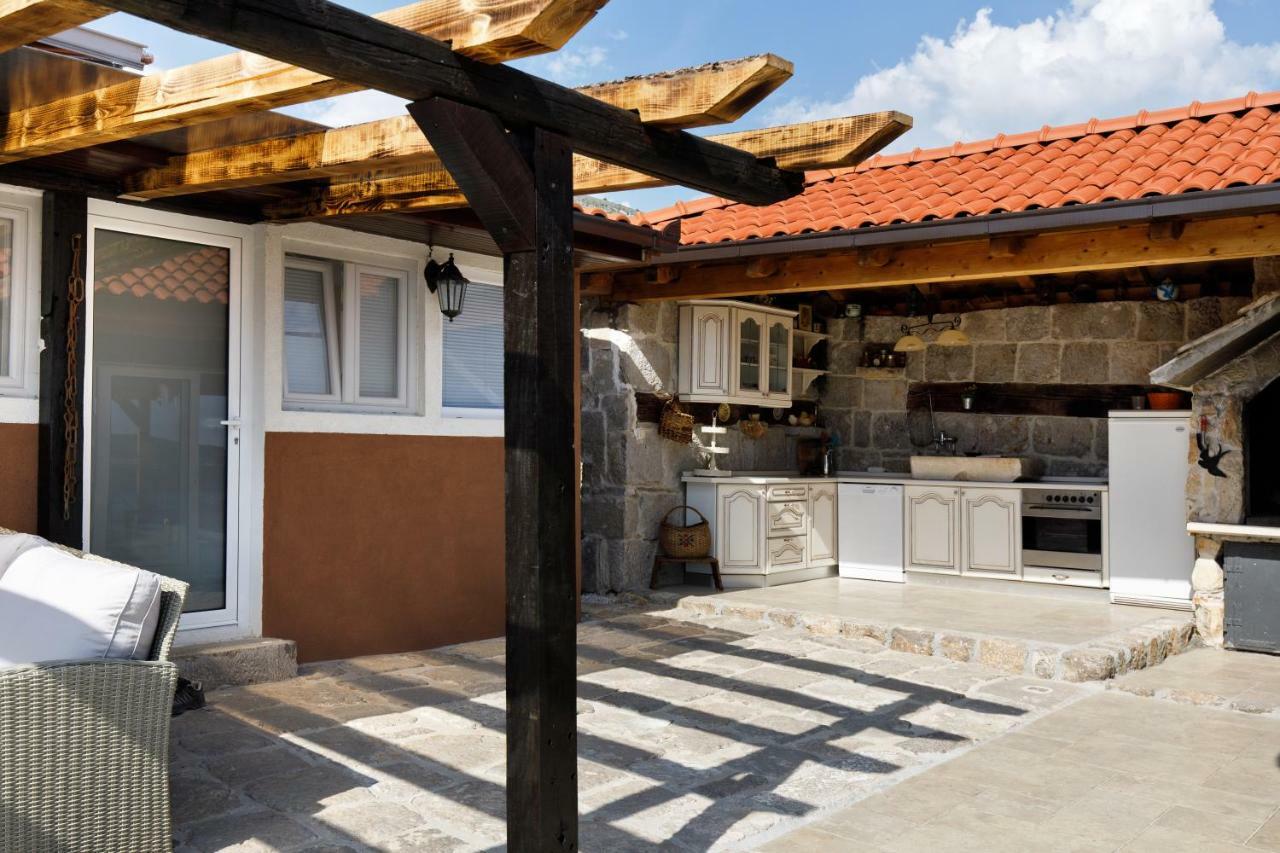 Вилла Capri House Сегет-Враница Экстерьер фото